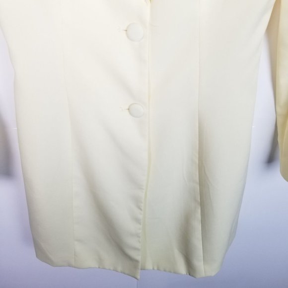 Missguided Women's 4 Butter Yellow Long Sleeve Two Button Blazer Jacket - Picture 3 of 8